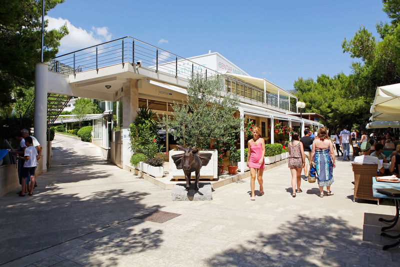 Zlatni Rat Beach Resort Bol Exterior photo